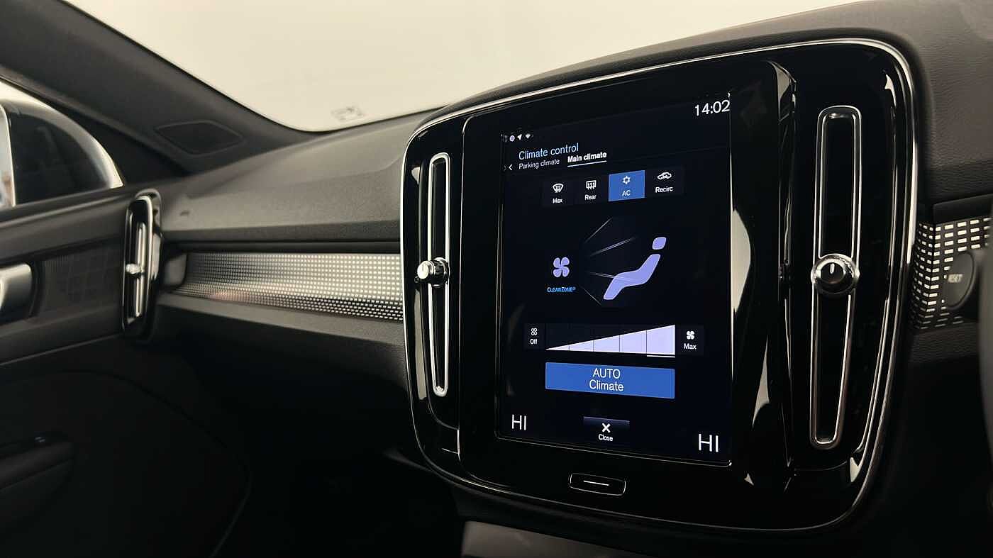 Used Volvo XC40 2021 for sale - 77035869: Photo 22