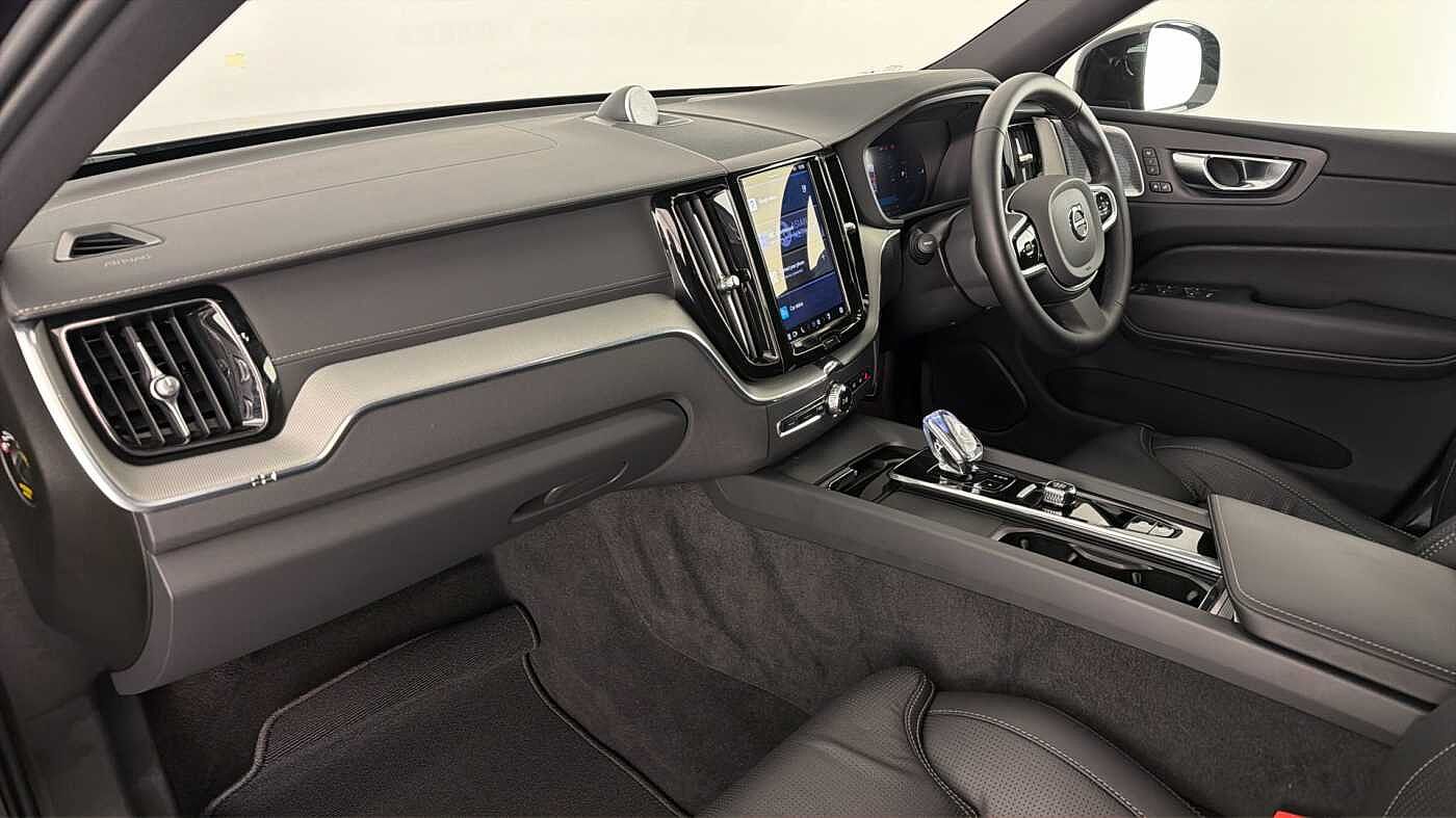 Used Volvo XC60 2025 for sale - 77678853: Photo 3
