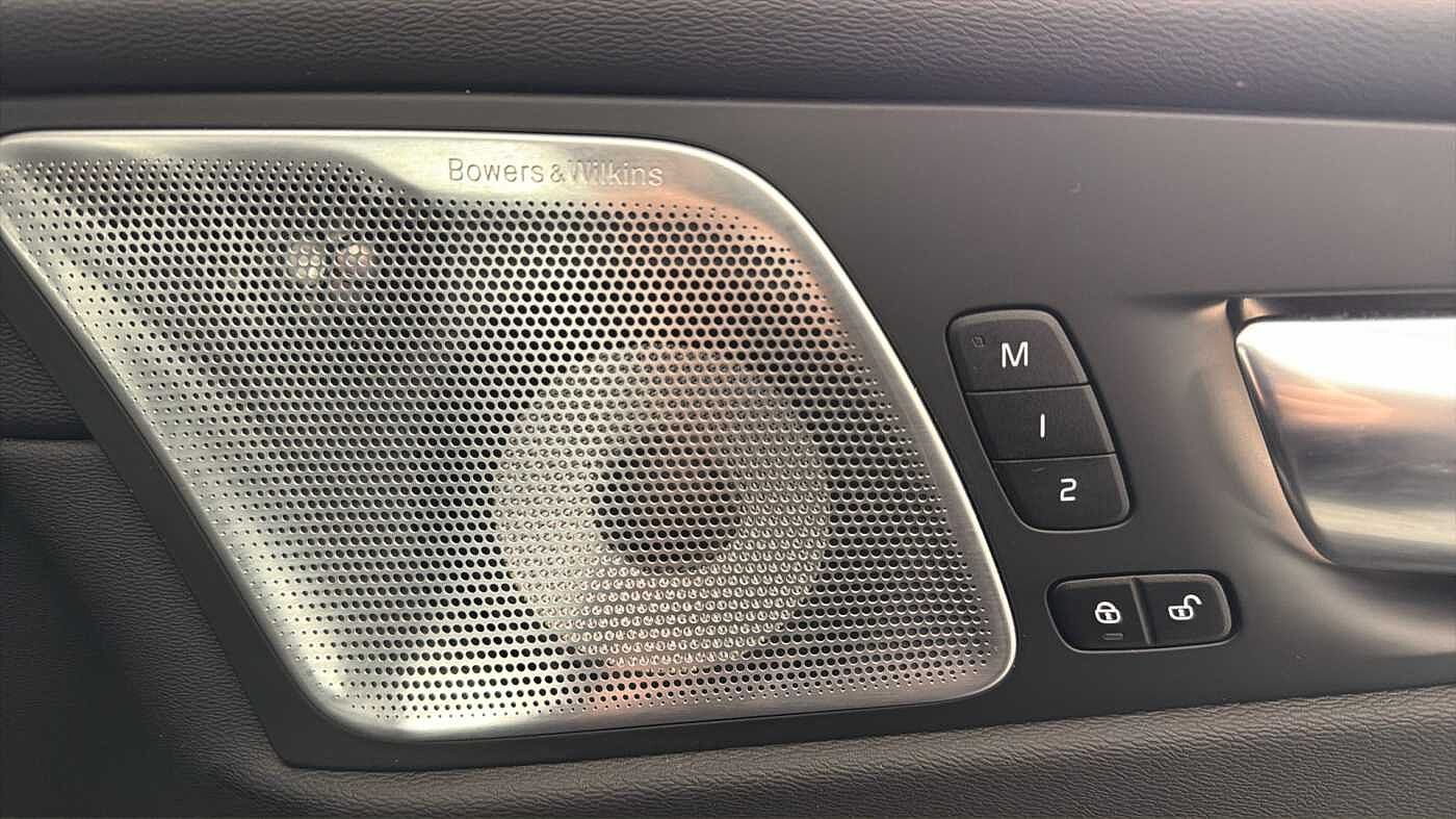 Used Volvo XC60 2025 for sale - 77678853: Photo 35