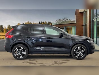 Used Volvo XC40 2022 for sale - 77366922: Photo