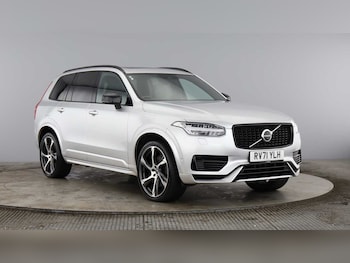 2021 - R-Design Pro T8 AWD plug-in hybrid Panoramic Sunroof 22' Alloys 5-Door