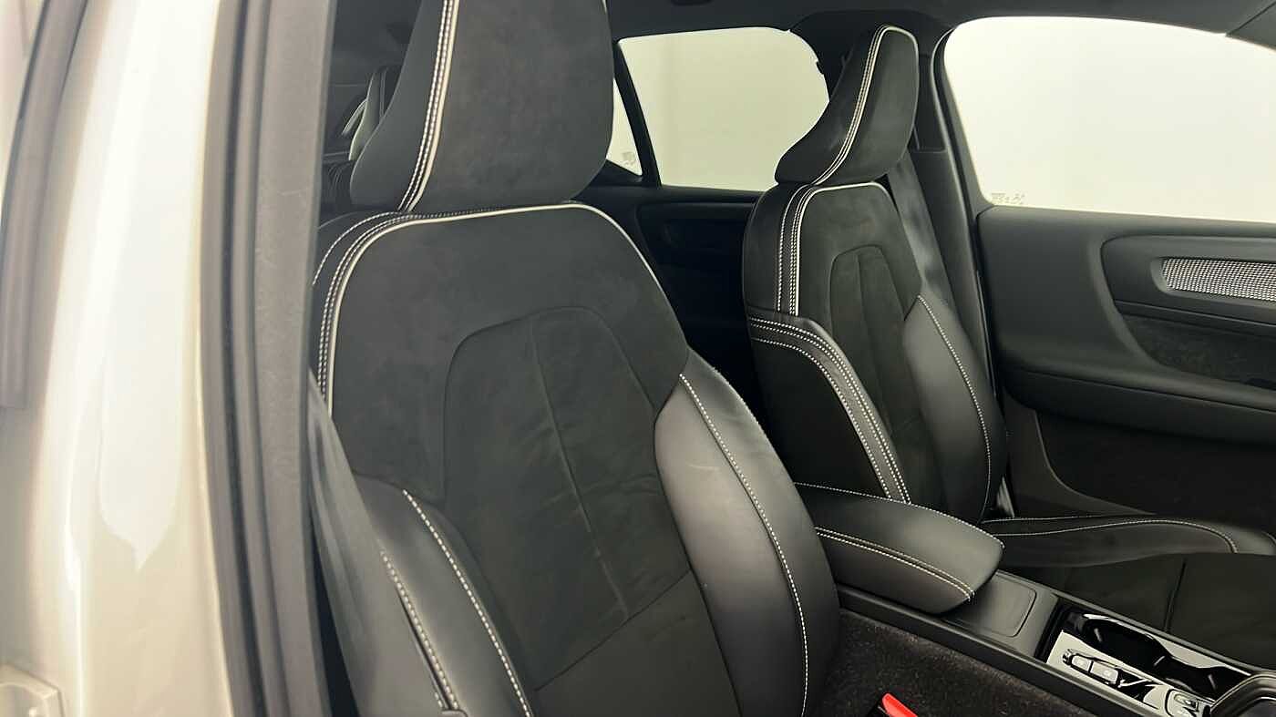 Used Volvo XC40 2021 for sale - 76008185: Photo 32