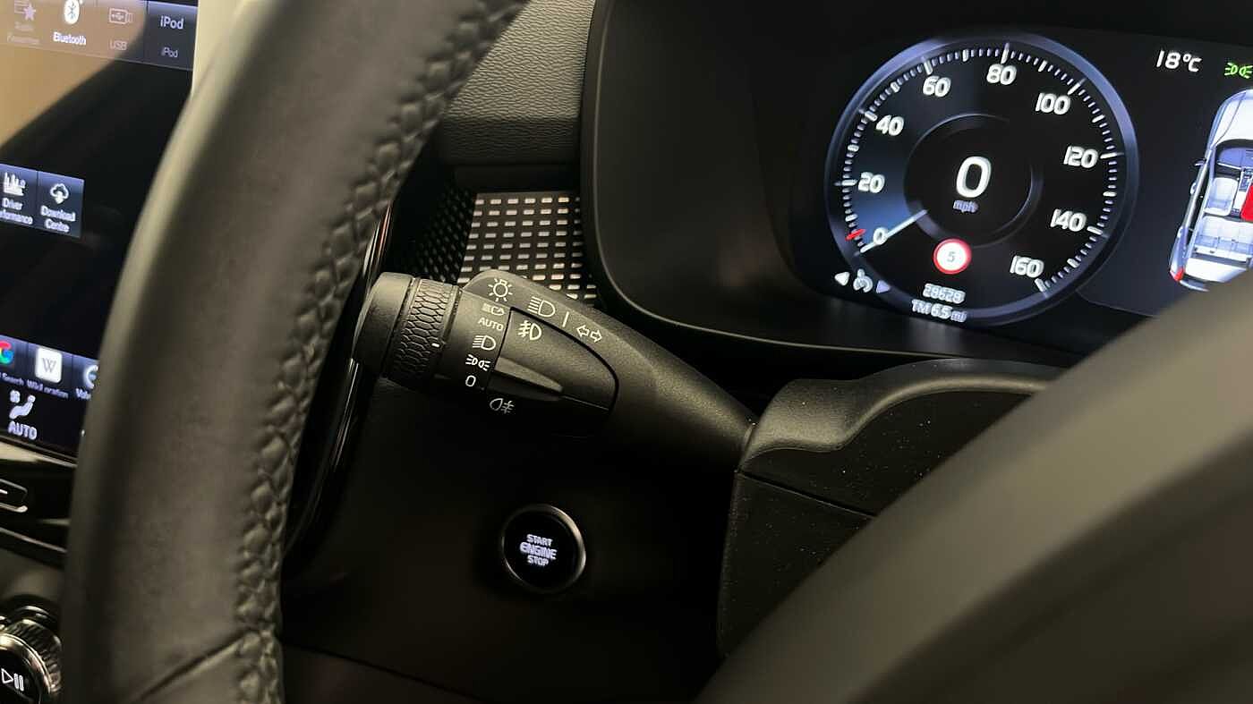 Used Volvo XC40 2021 for sale - 76008185: Photo 34