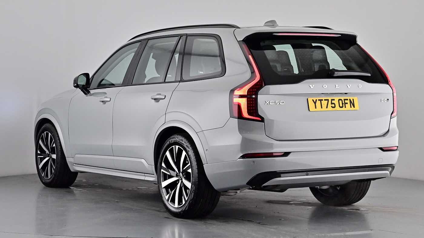 Used Volvo XC90 2025 for sale - 76894823: Photo 2