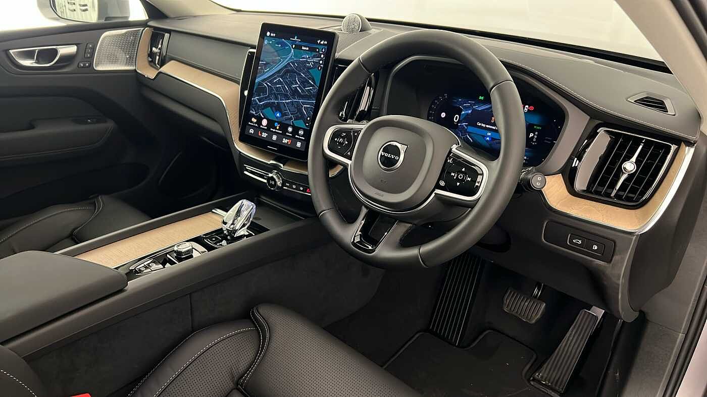 Used Volvo XC60 2025 for sale - 77127470: Photo 13