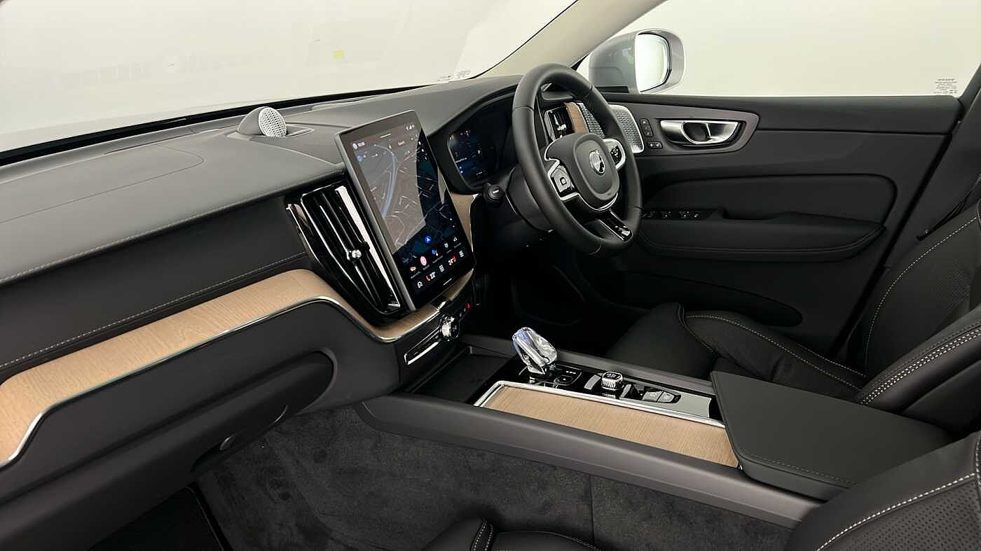 Used Volvo XC60 2025 for sale - 77127470: Photo 19