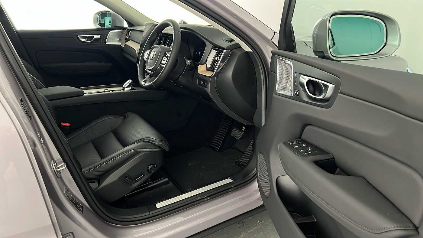 Used Volvo XC60 2025 for sale - 77127470: Photo 24