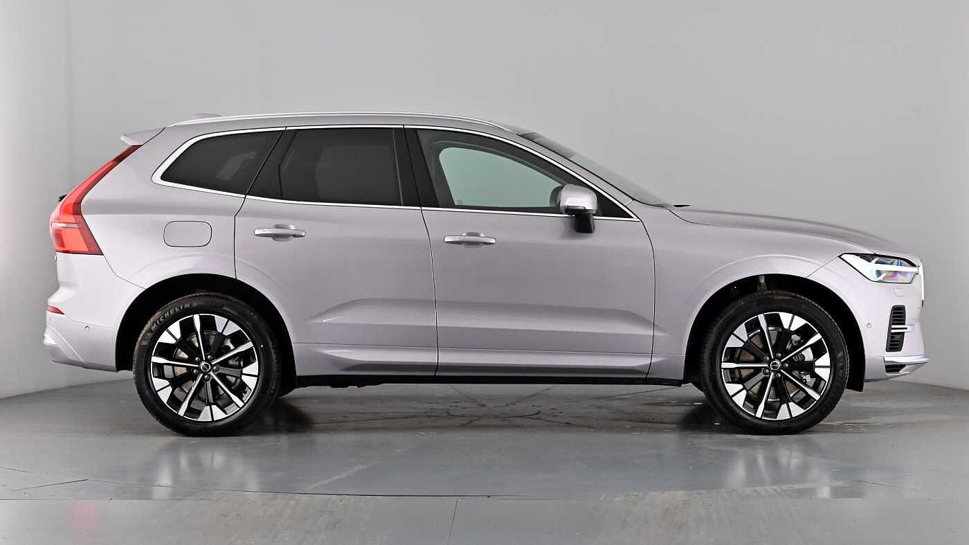 Used Volvo XC60 2025 for sale - 77127470: Photo 3