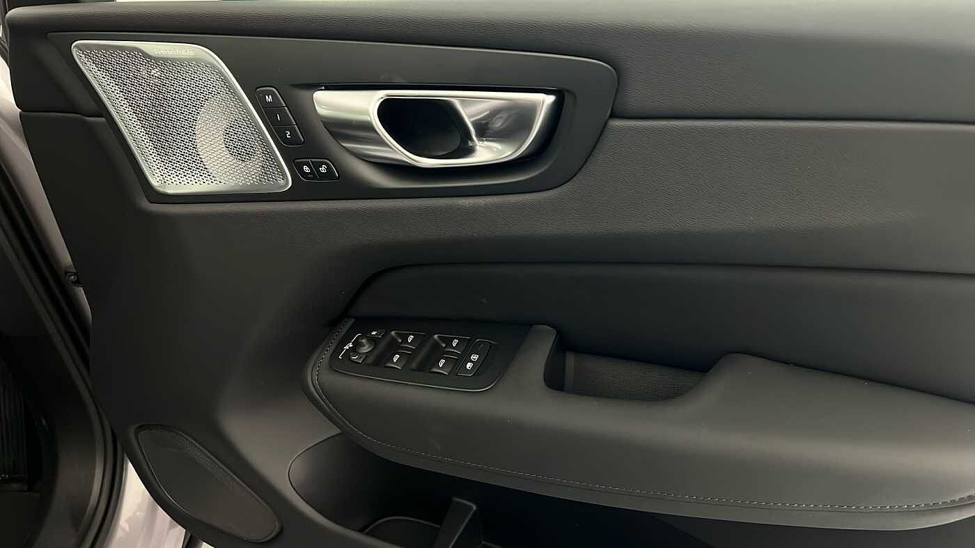 Used Volvo XC60 2025 for sale - 77127470: Photo 33