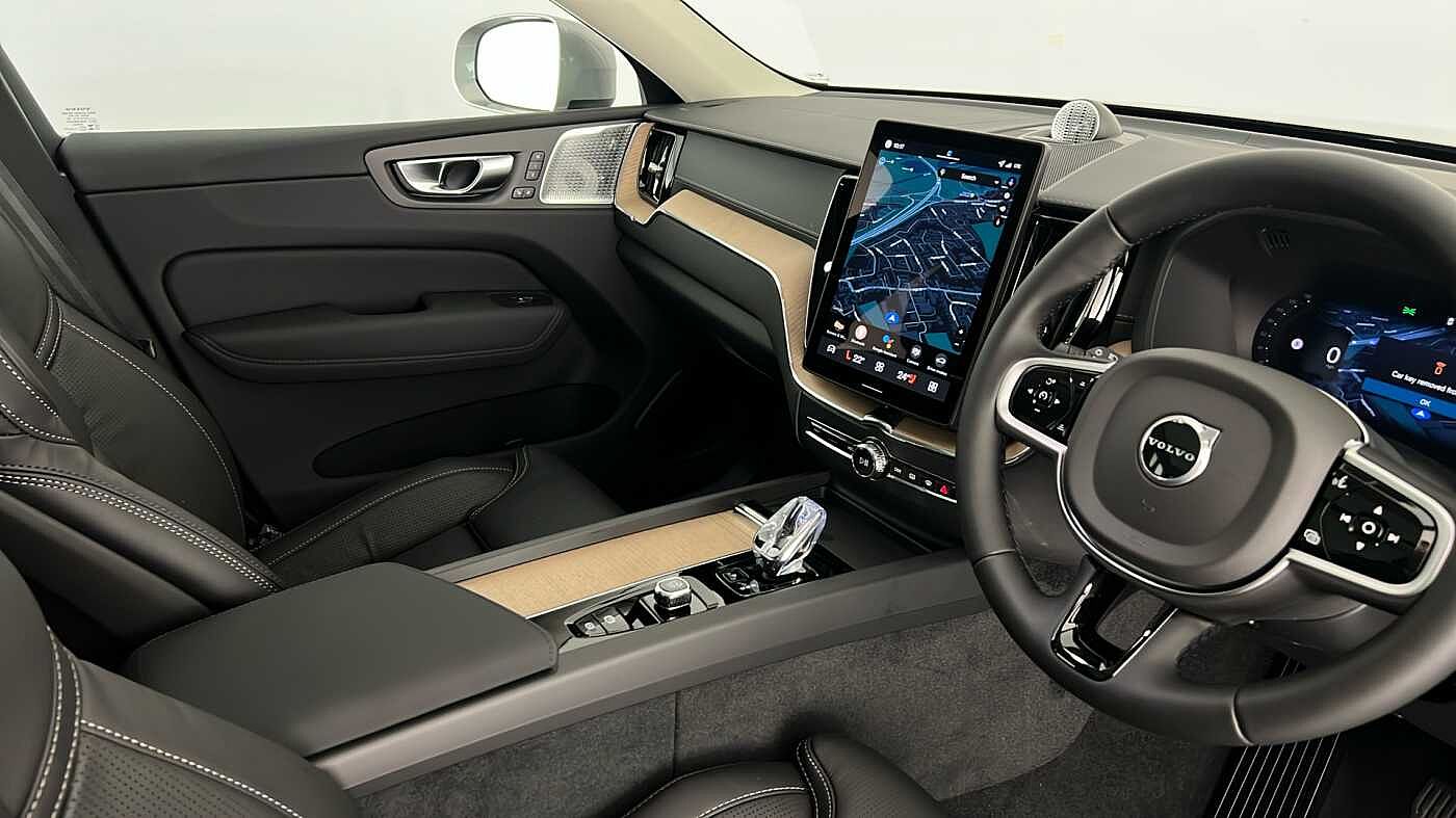 Used Volvo XC60 2025 for sale - 77127470: Photo 36