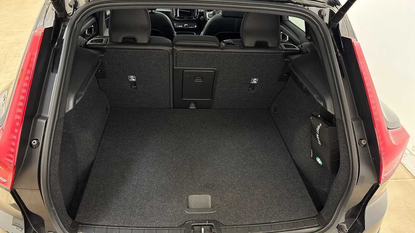 Used Volvo XC40 2021 for sale - 76466519: Photo 11