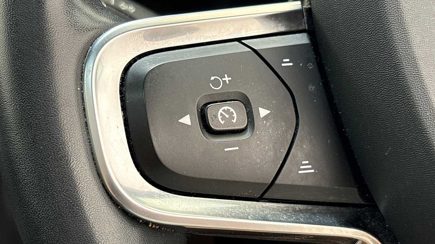 Used Volvo XC40 2021 for sale - 76466519: Photo 18