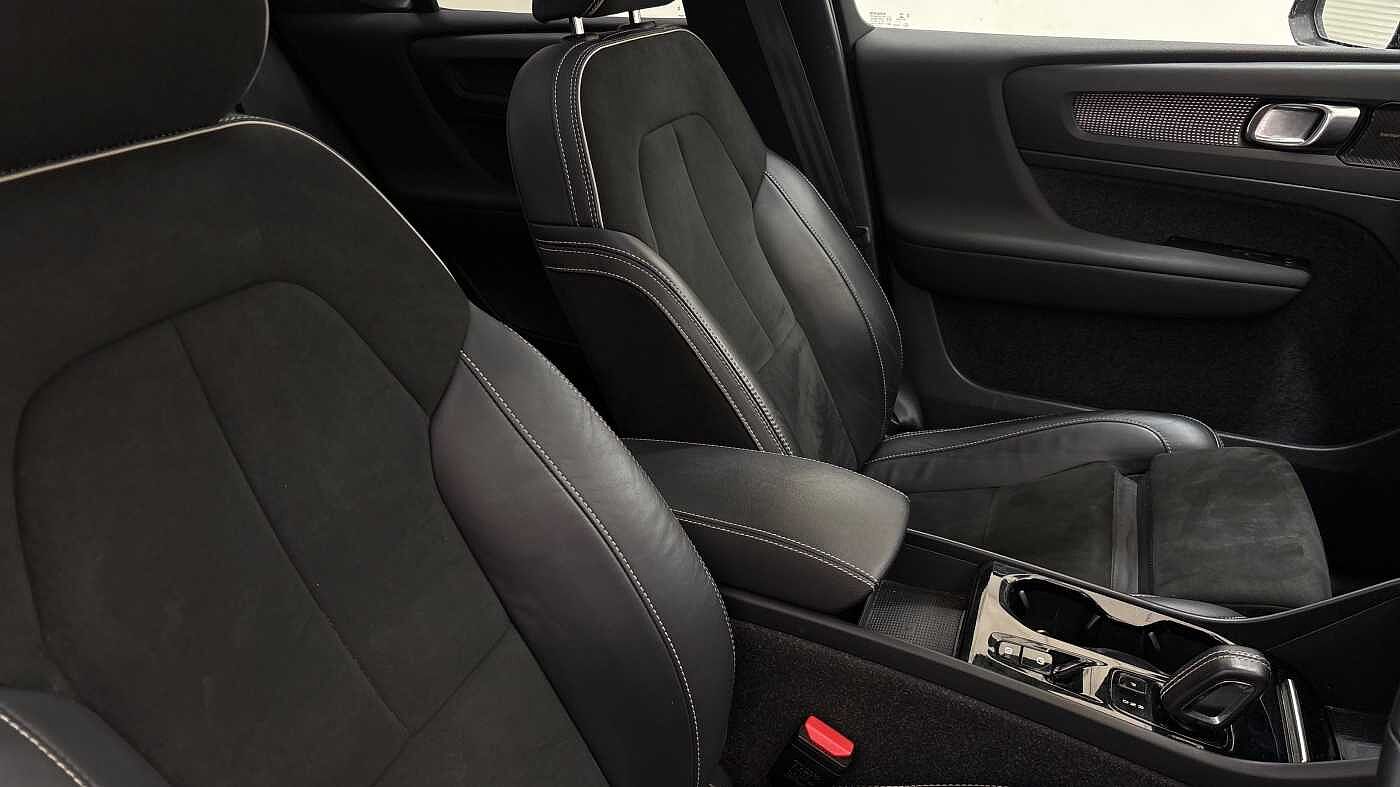 Used Volvo XC40 2021 for sale - 76466519: Photo 3