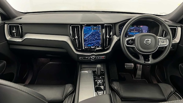 Used Volvo XC60 2022 for sale - 75481167: Photo 10