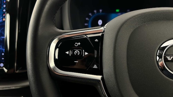 Used Volvo XC60 2022 for sale - 75481167: Photo 18