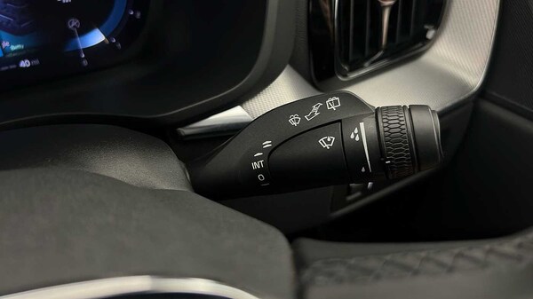 Used Volvo XC60 2022 for sale - 75481167: Photo 37
