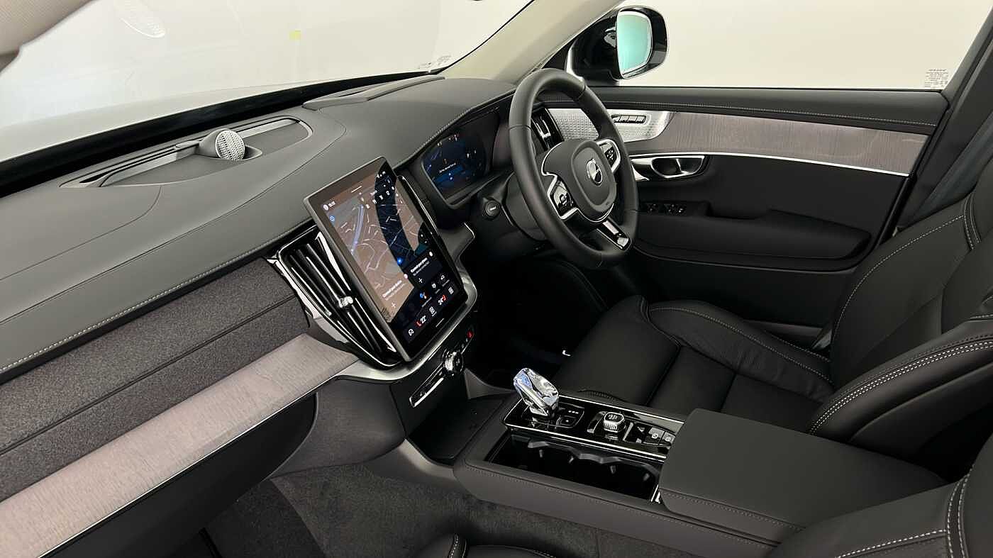 Used Volvo XC90 2025 for sale - 76312341: Photo 10