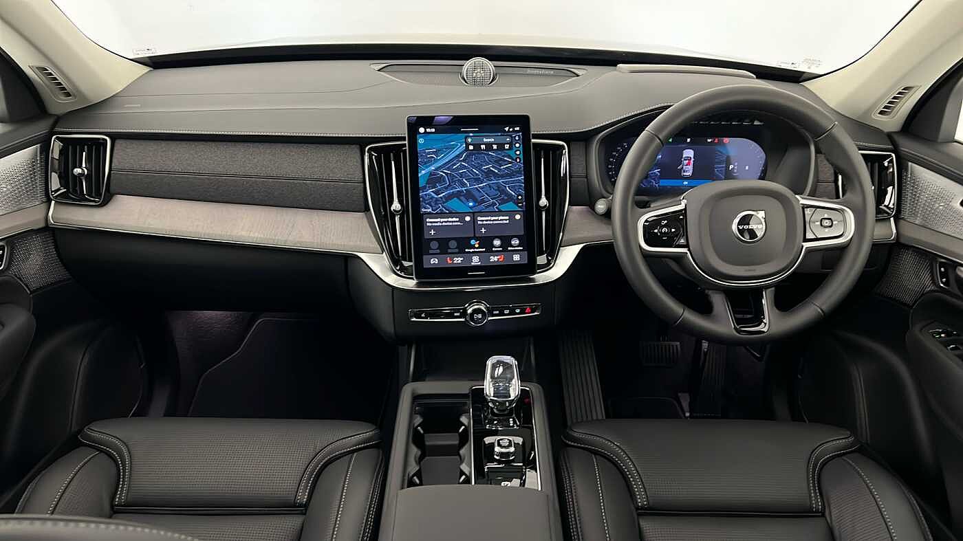 Used Volvo XC90 2025 for sale - 76312341: Photo 11