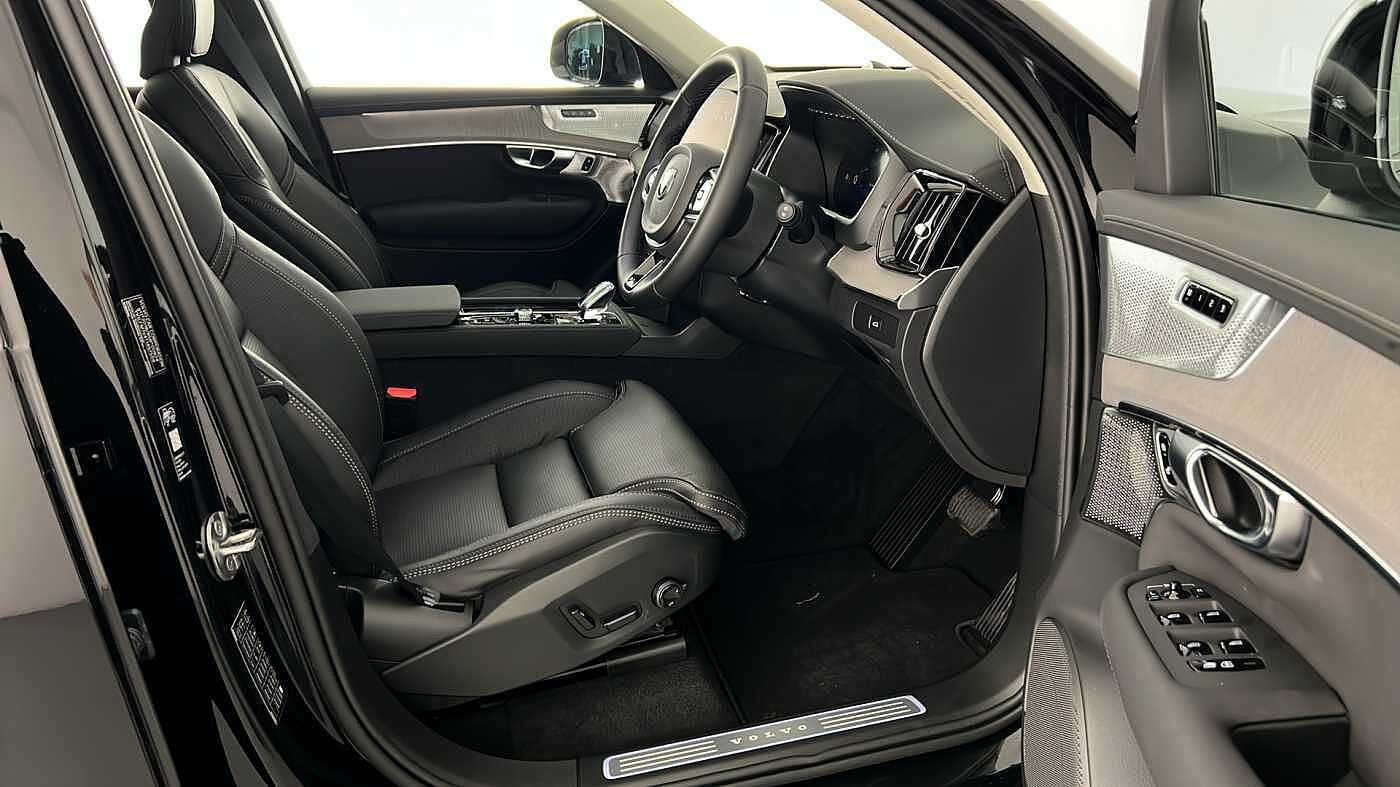 Used Volvo XC90 2025 for sale - 76312341: Photo 17