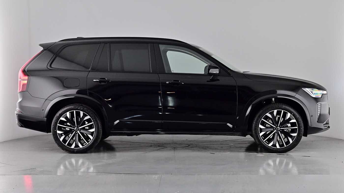 Used Volvo XC90 2025 for sale - 76312341: Photo 3