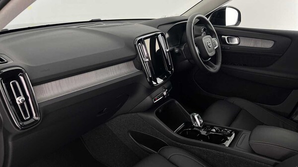 Used Volvo XC40 2024 for sale - 75481172: Photo 18