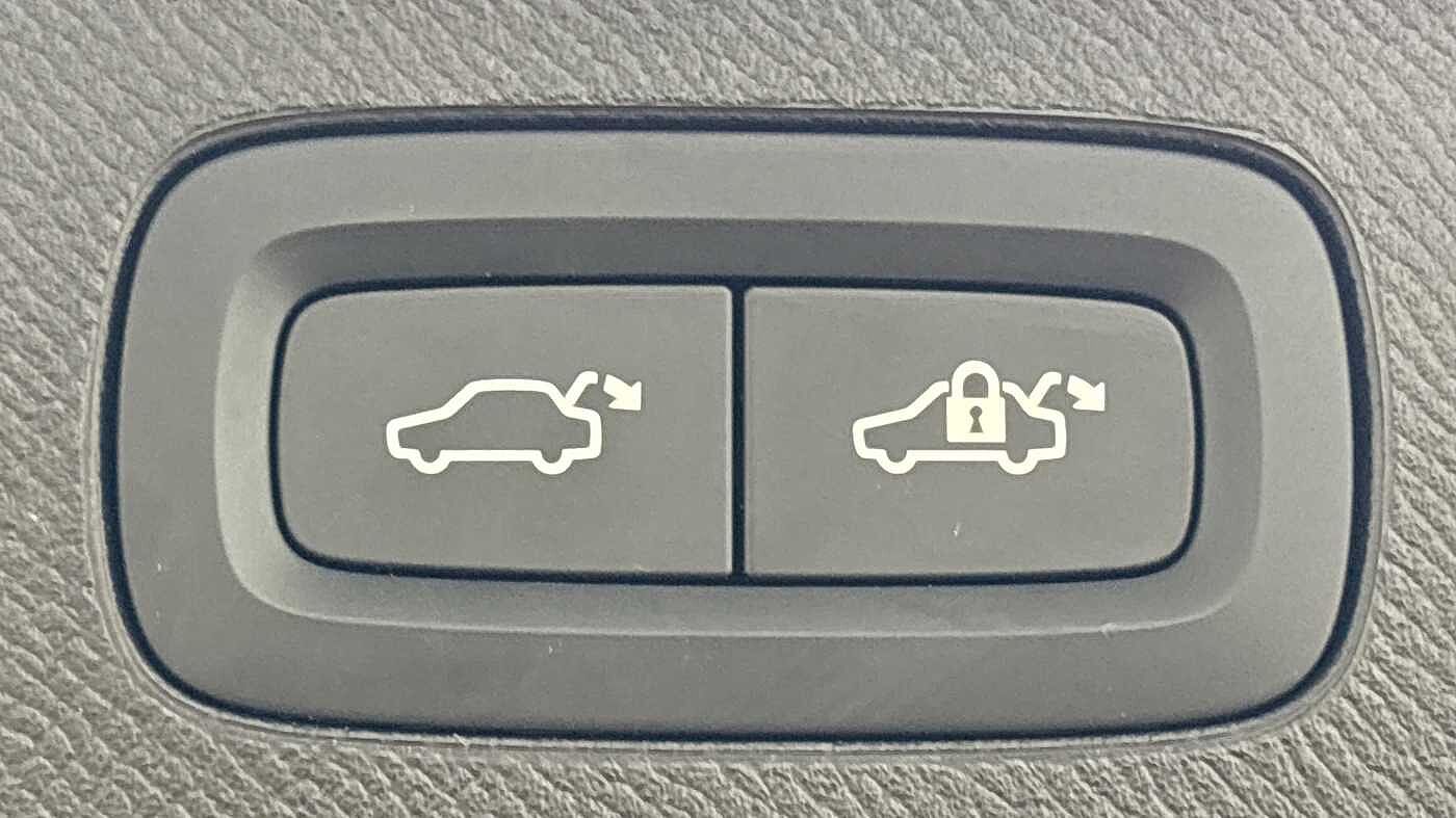 Used Volvo XC90 2025 for sale - 76854656: Photo 19