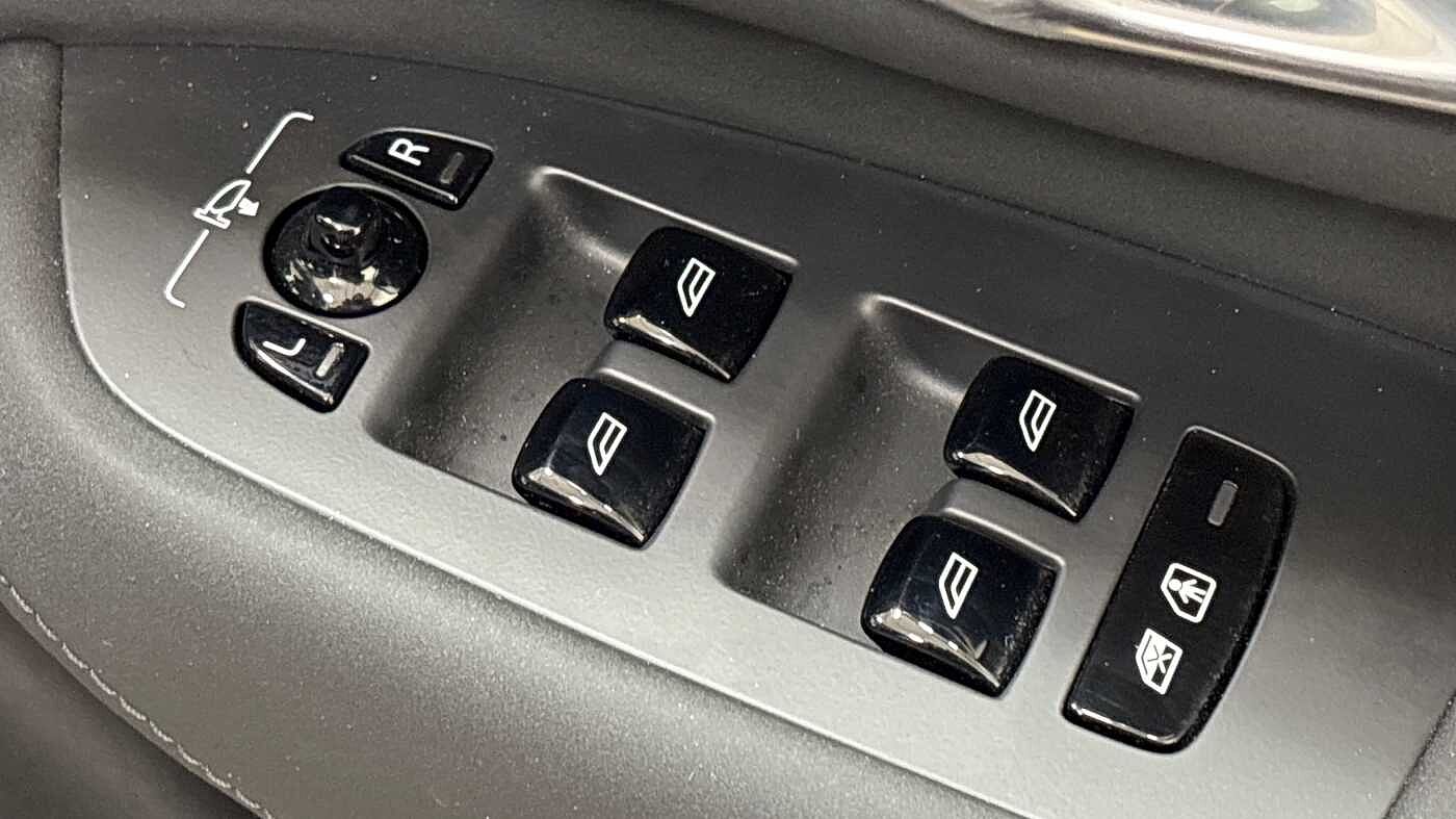 Used Volvo XC90 2025 for sale - 76854656: Photo 24