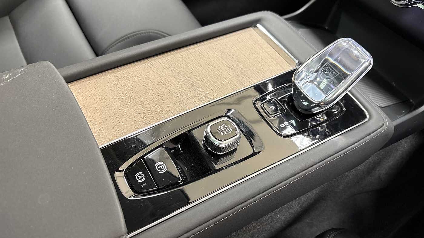 Used Volvo XC90 2025 for sale - 76854656: Photo 31