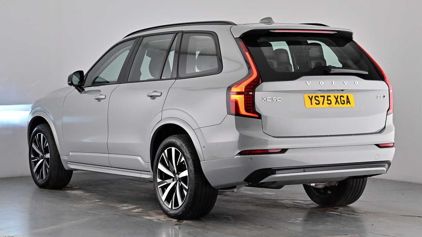 Used Volvo XC90 2025 for sale - 77592068: Photo 2