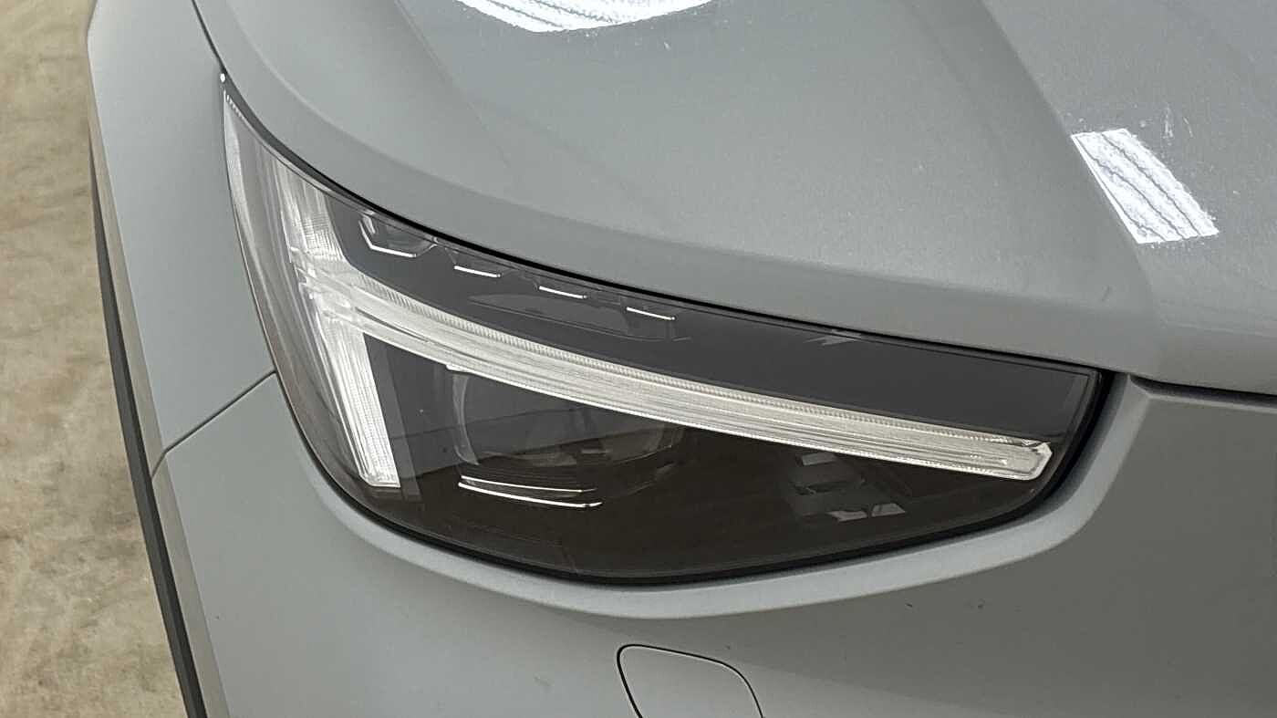 Used Volvo XC40 2025 for sale - 76796381: Photo 20