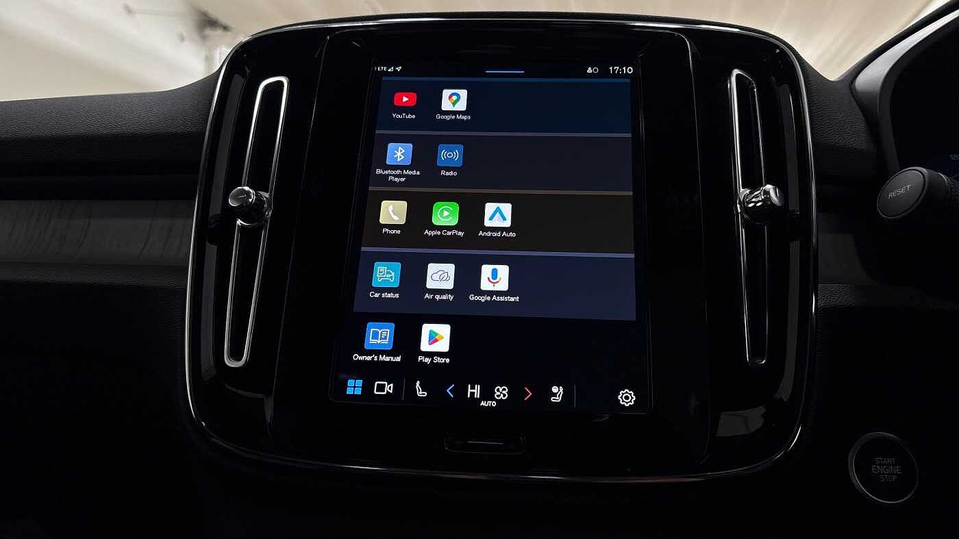 Used Volvo XC40 2025 for sale - 76796381: Photo 32