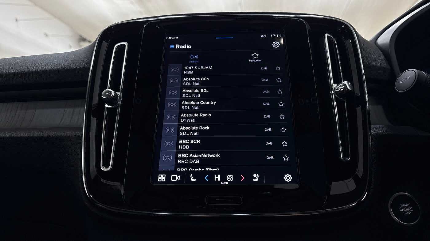 Used Volvo XC40 2025 for sale - 76796381: Photo 34