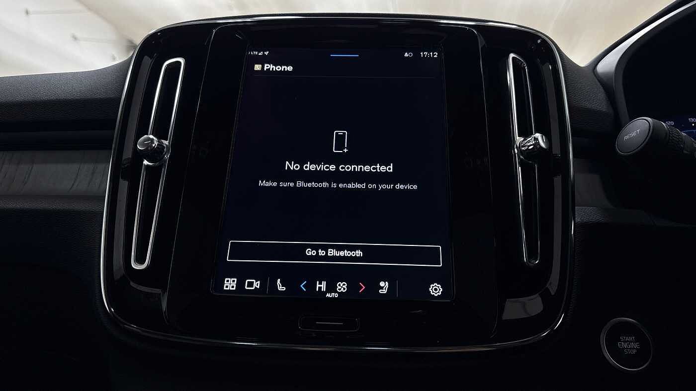 Used Volvo XC40 2025 for sale - 76796381: Photo 35