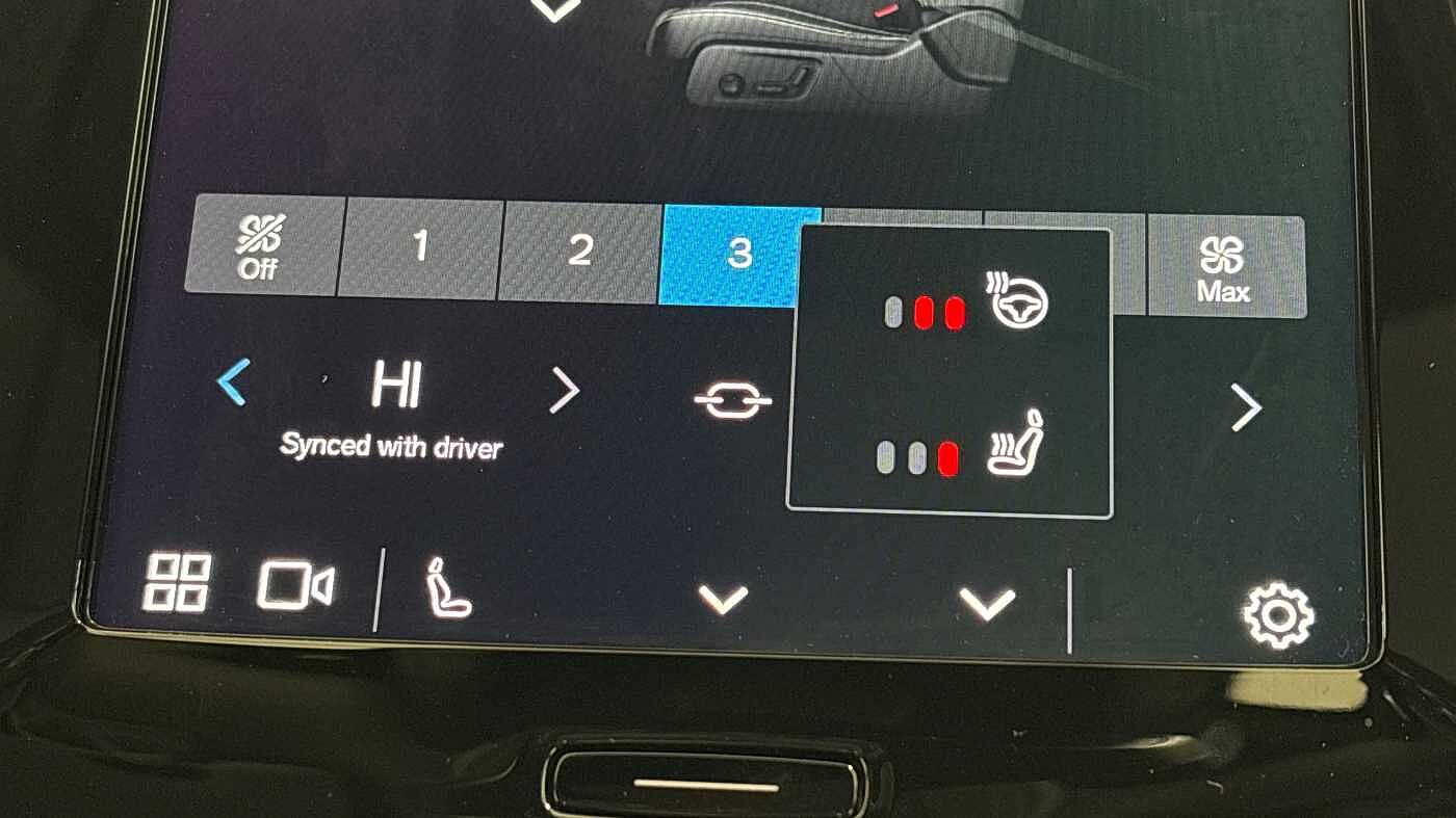 Used Volvo XC40 2025 for sale - 76796381: Photo 37