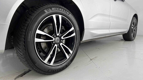Used Volvo XC60 2019 for sale - 76172317: Photo 30