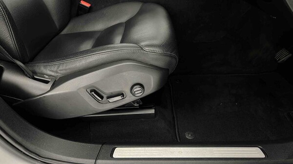 Used Volvo XC60 2019 for sale - 76172317: Photo 32