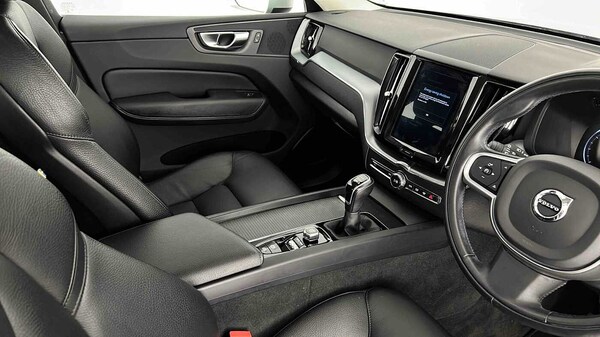 Used Volvo XC60 2019 for sale - 76172317: Photo 34