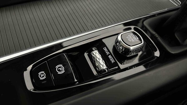 Used Volvo XC60 2019 for sale - 76172317: Photo 50