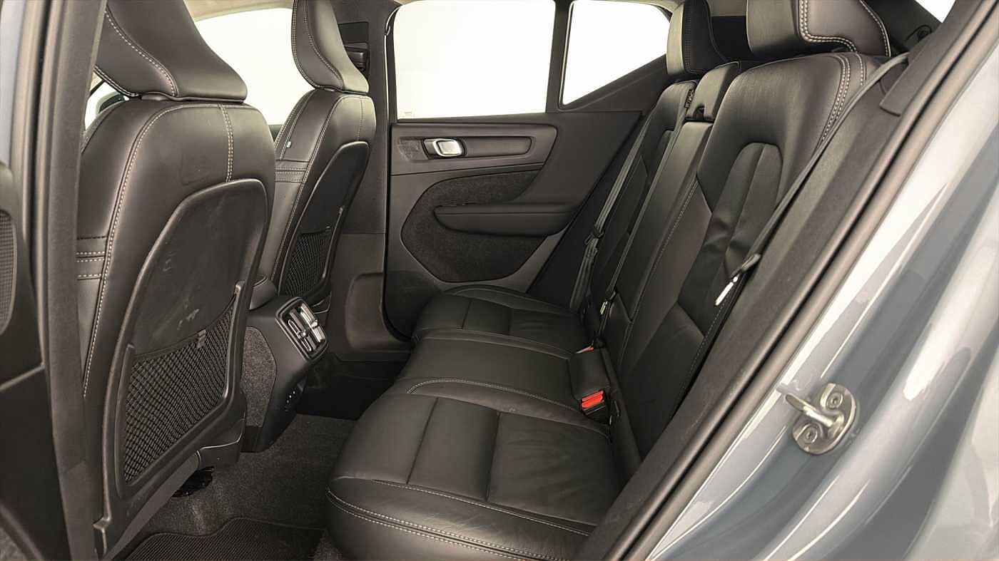 Used Volvo XC40 2023 for sale - 77702724: Photo 12