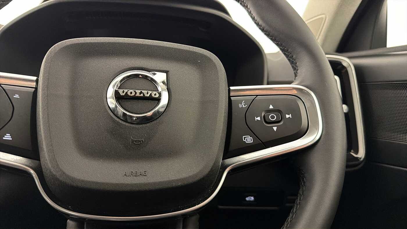Used Volvo XC40 2023 for sale - 77702724: Photo 18