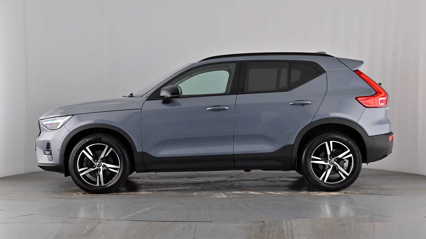 Used Volvo XC40 2023 for sale - 77702724: Photo 55