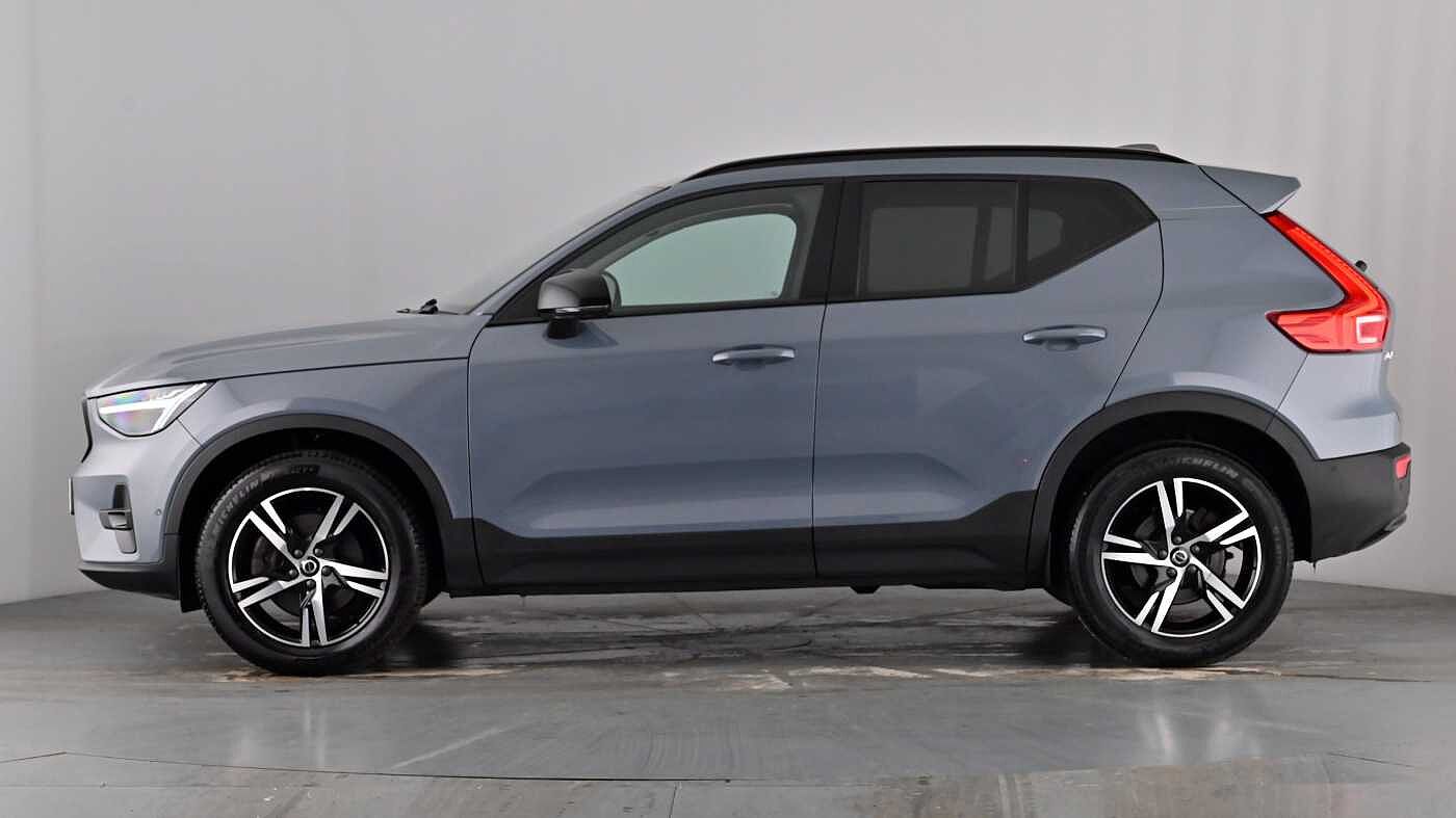 Used Volvo XC40 2023 for sale - 77702724: Photo 8