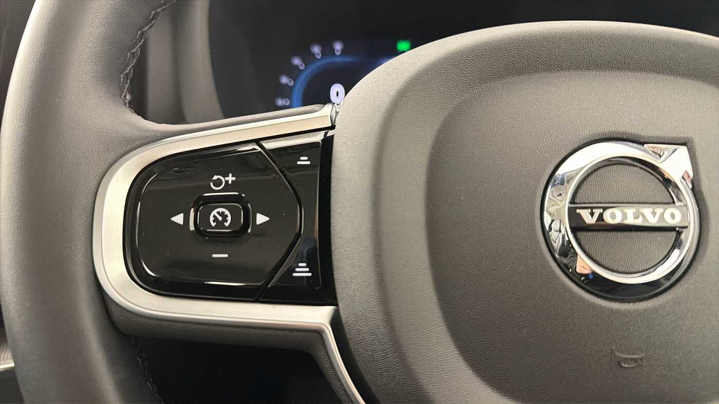 Used Volvo XC60 2024 for sale - 77556839: Photo 17