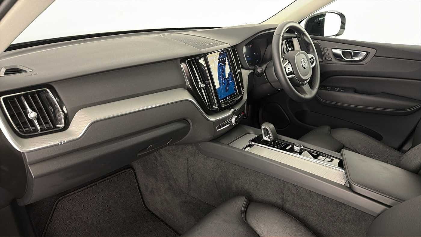 Used Volvo XC60 2024 for sale - 77556839: Photo 3