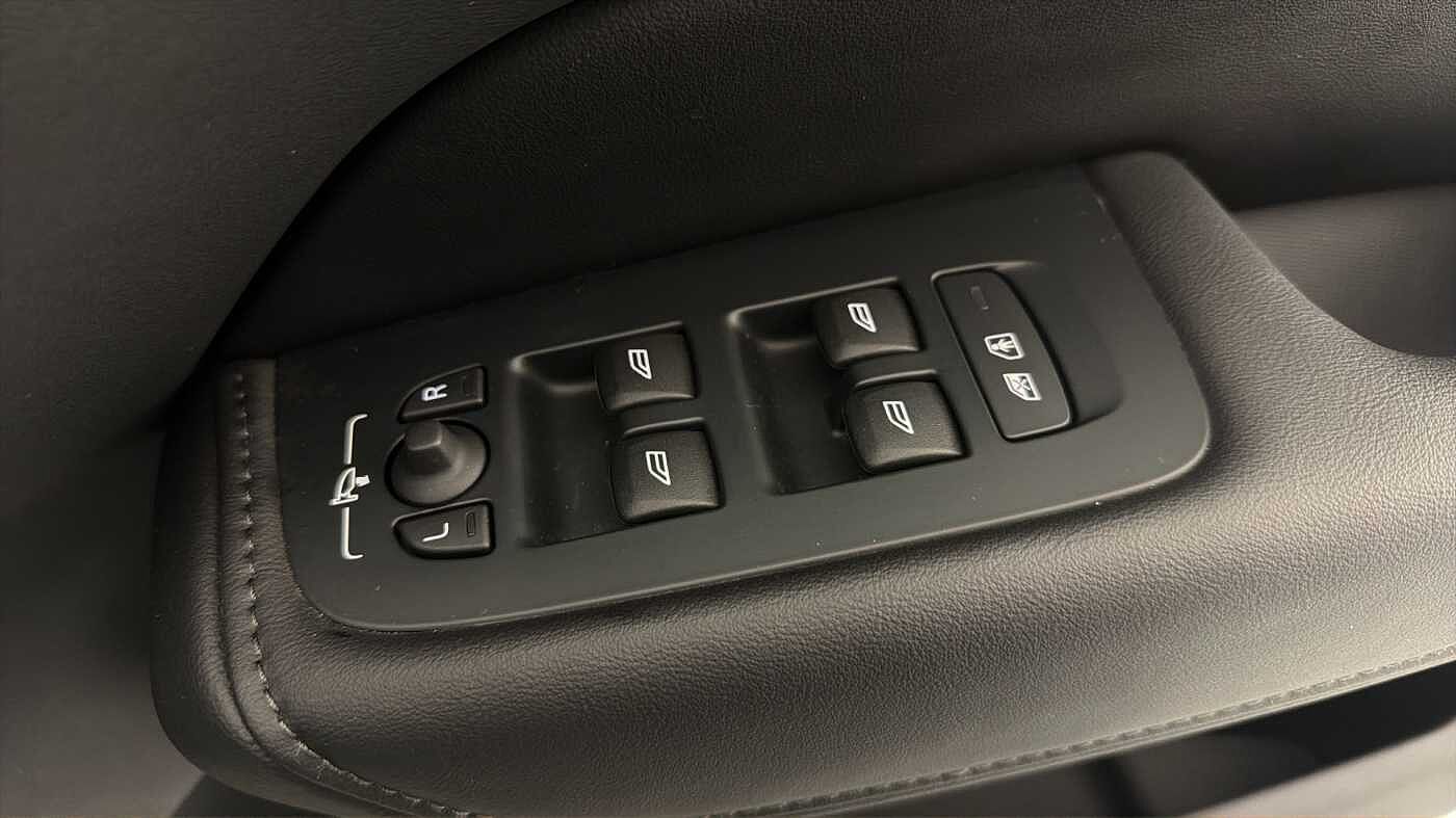 Used Volvo XC60 2024 for sale - 77556839: Photo 34