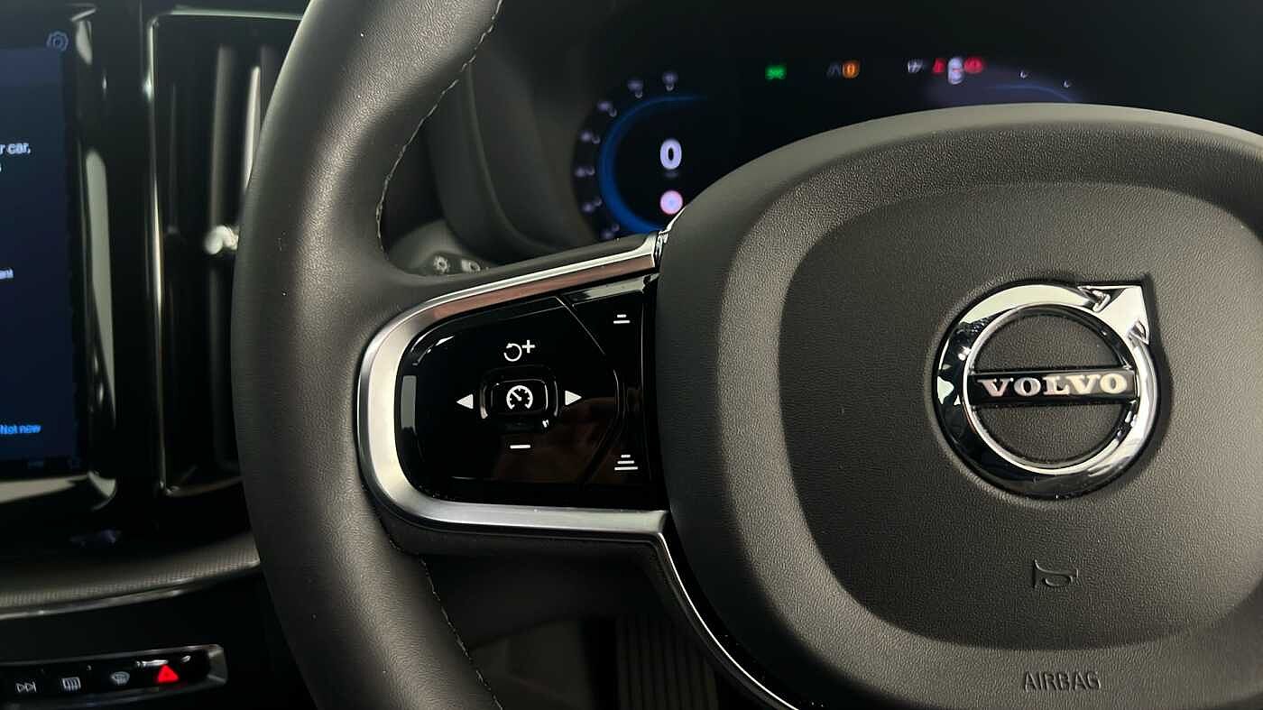 Used Volvo XC60 2024 for sale - 76104234: Photo 18