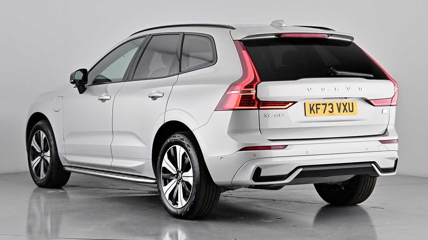 Used Volvo XC60 2024 for sale - 76104234: Photo 2