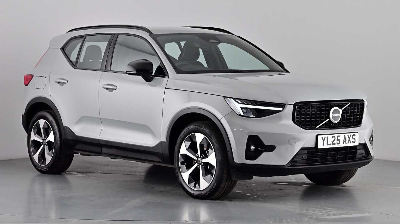 Used Volvo XC40 2025 for sale - 76854654: Photo 1