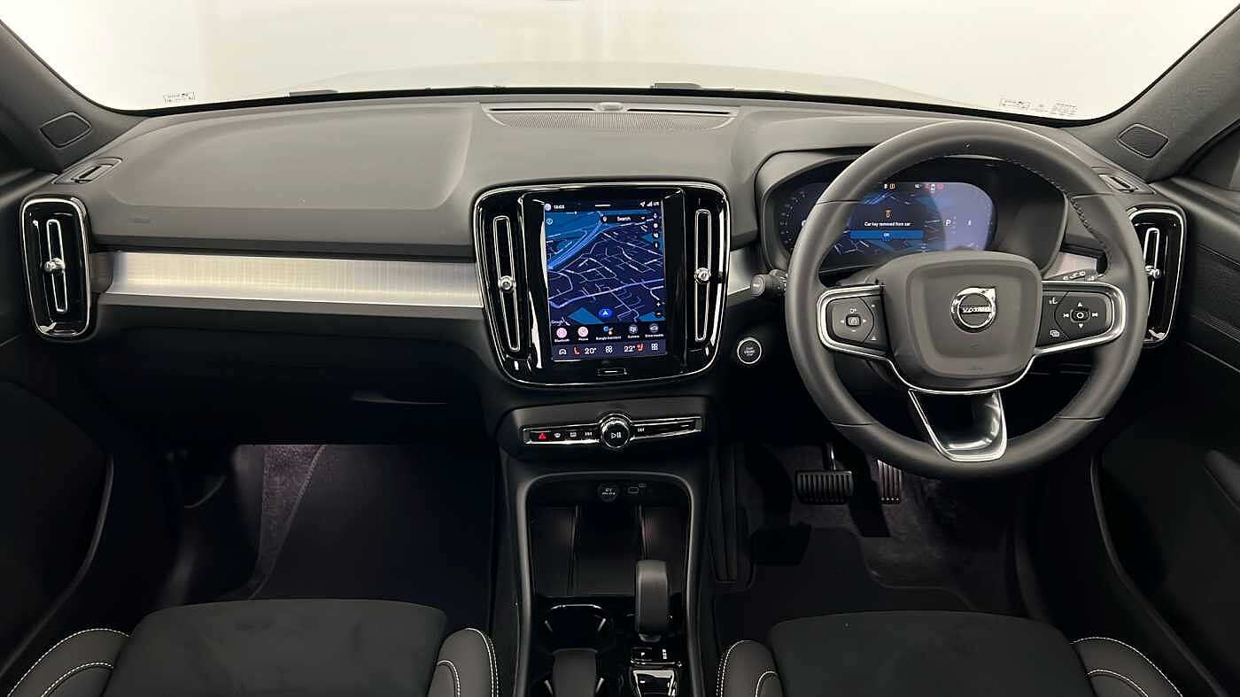 Used Volvo XC40 2025 for sale - 76854654: Photo 11