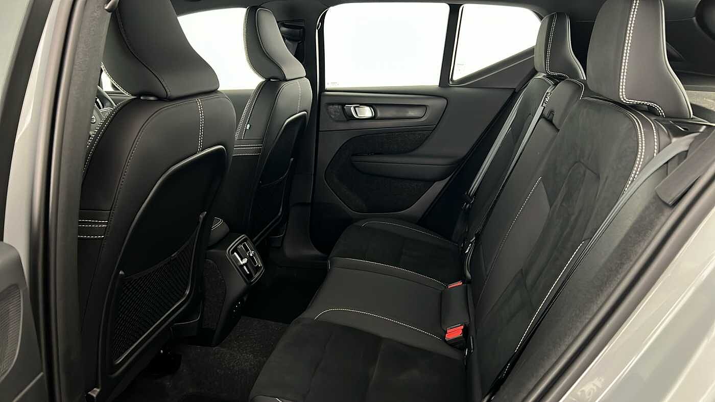 Used Volvo XC40 2025 for sale - 76854654: Photo 13